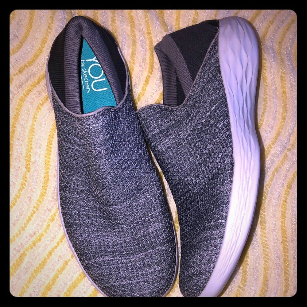 Sketchers Shoes
